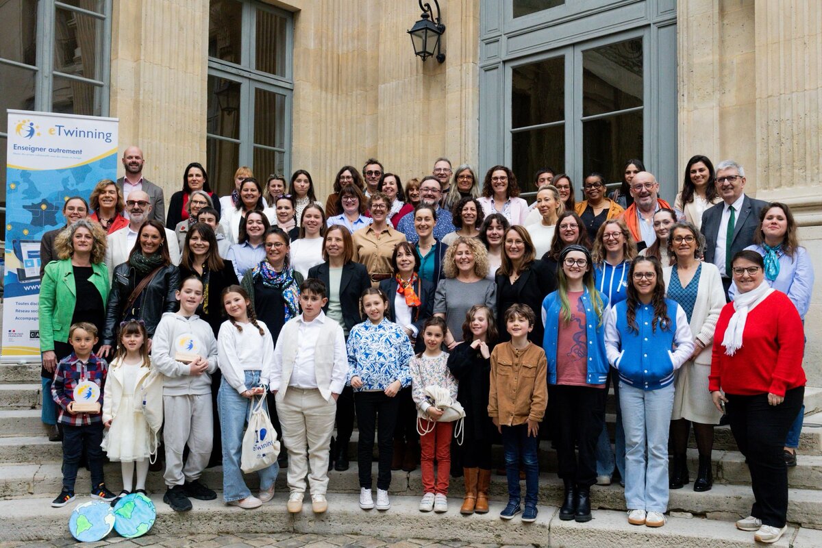 Remise des prix du Concours national eTwinning 2025 : une journée de fierté et d’inspiration au ministère - eTwinning.fr